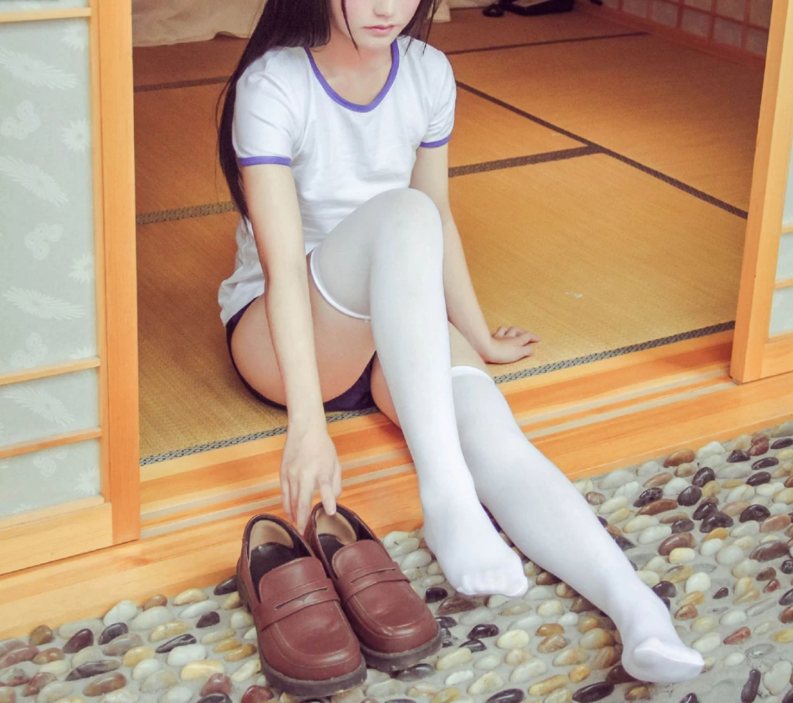 团子少女 写真合集(持续更新) - 图片 1 团子少女 写真合集(持续更新) - 图片 1